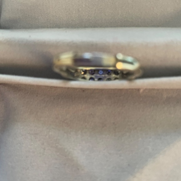 Beautiful New Diamond & Platinum Ring - Picture 7 of 8